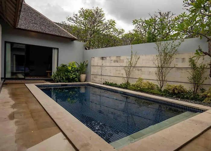 Villa Tuluscolivingseminyakvilla1 Seminyak