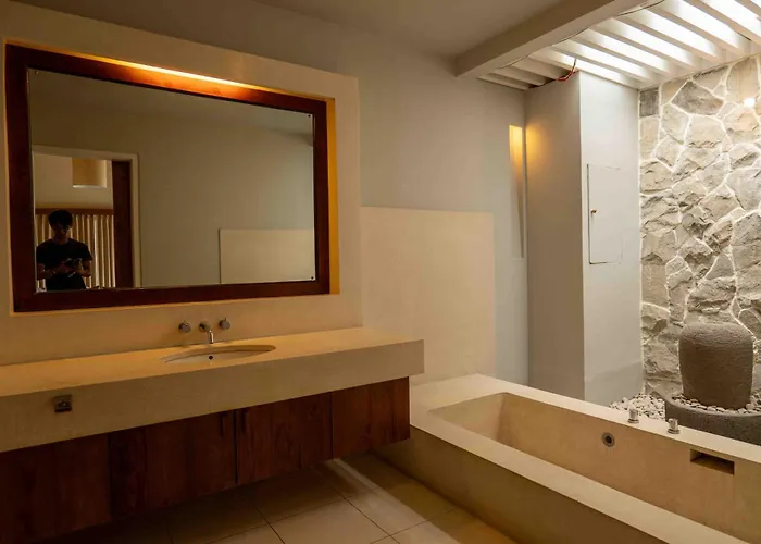 Tuluscolivingseminyakvilla1 * Seminyak