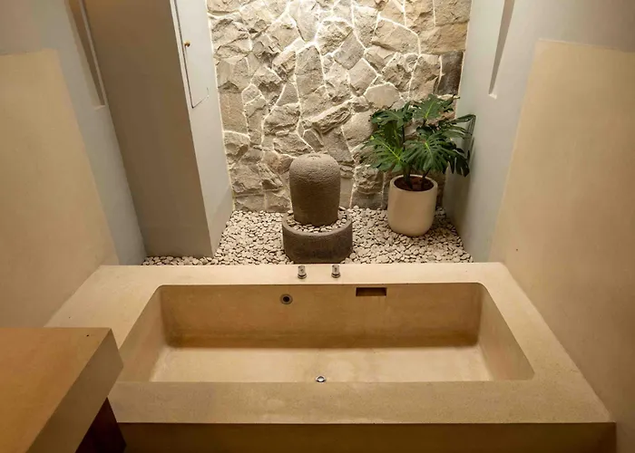 Tuluscolivingseminyakvilla1 * Seminyak