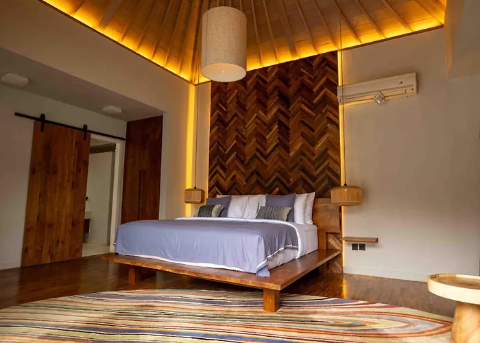 Tuluscolivingseminyakvilla1 Seminyak