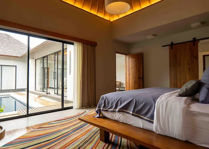 Villa Tuluscolivingseminyakvilla1 Seminyak