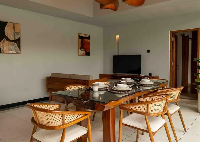 Tuluscolivingseminyakvilla1 فيلة سمينياك