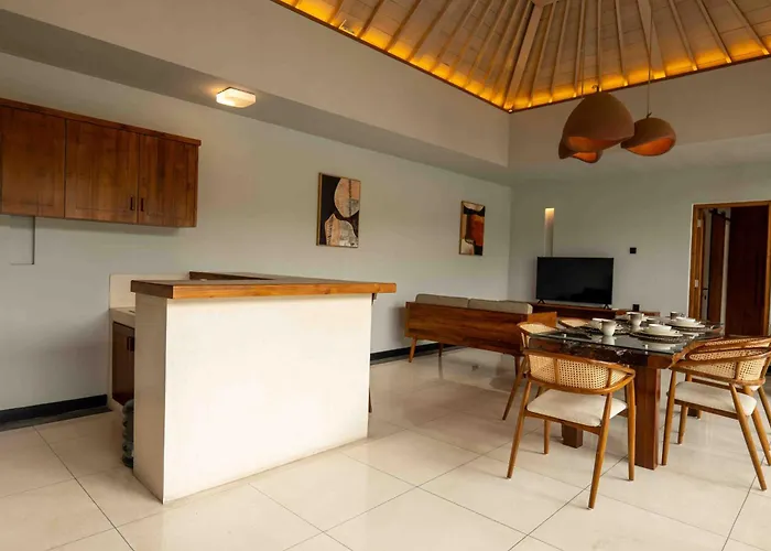 Tuluscolivingseminyakvilla1 سمينياك