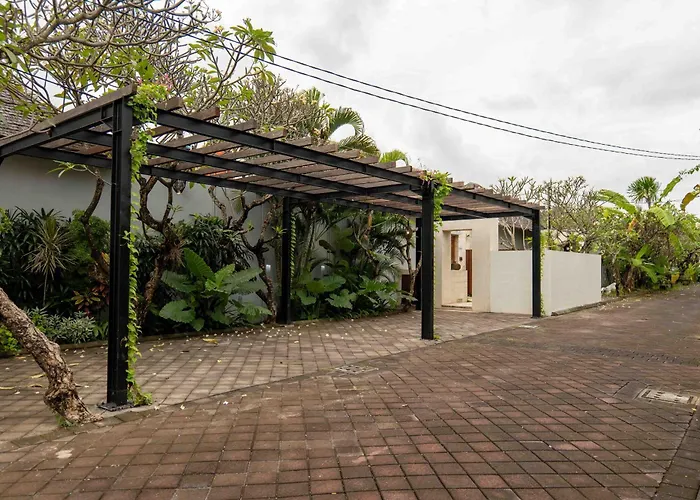 Villa Tuluscolivingseminyakvilla1 Seminyak