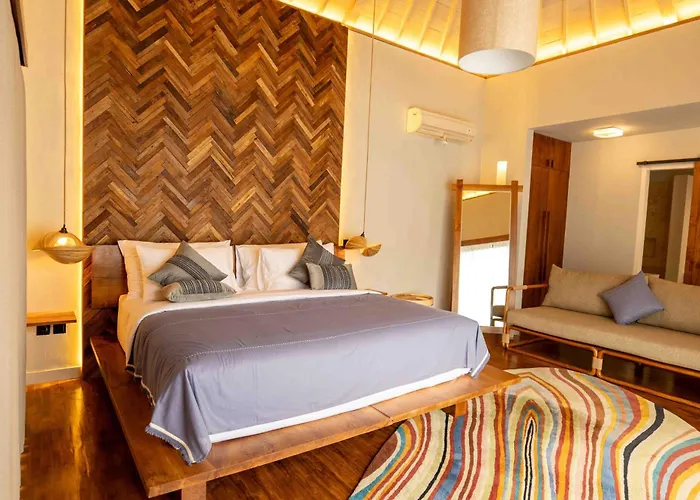 Villa Tuluscolivingseminyakvilla1 Seminyak