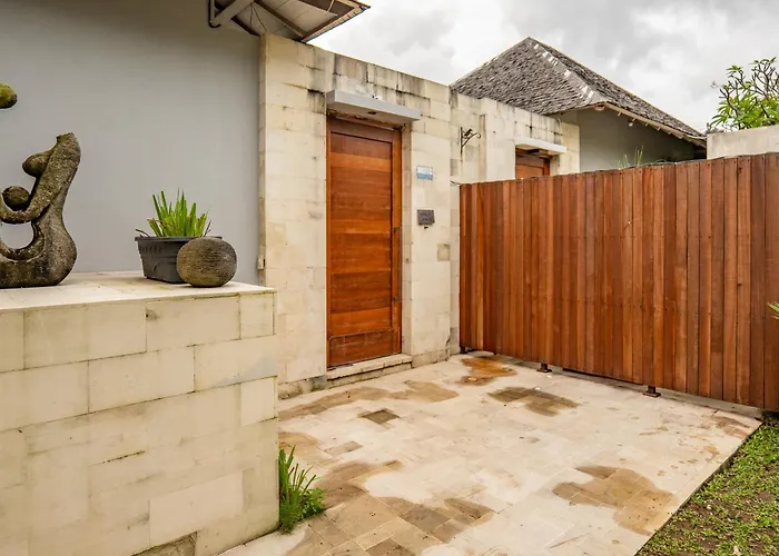 Tuluscolivingseminyakvilla1 * Seminyak