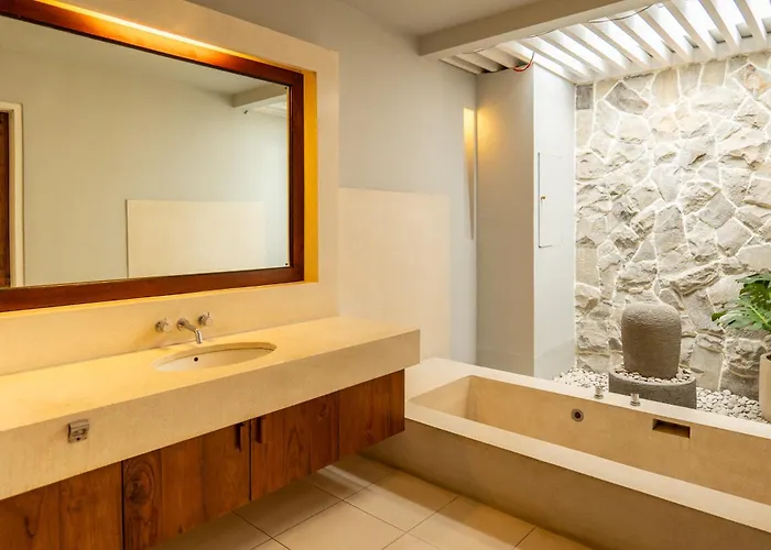 Tuluscolivingseminyakvilla1 * Seminyak