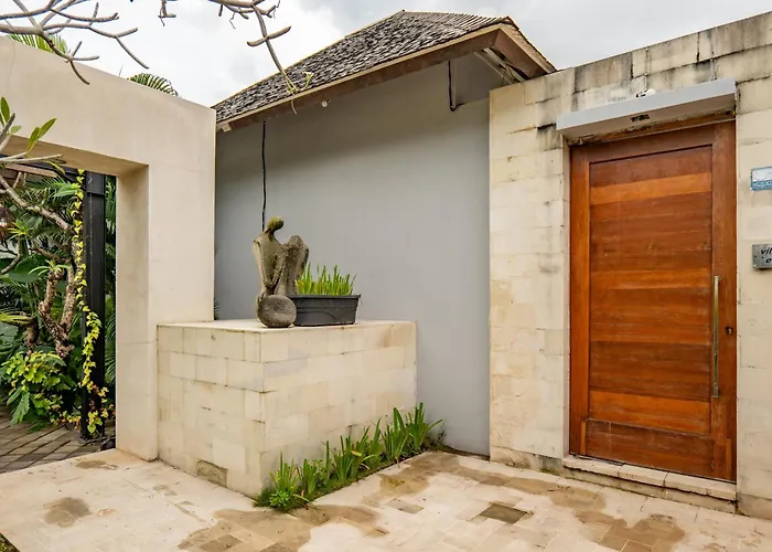 Tuluscolivingseminyakvilla1 Villa Seminyak